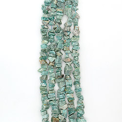 Фото товара амазонит крошка необработанная 15*8 мм