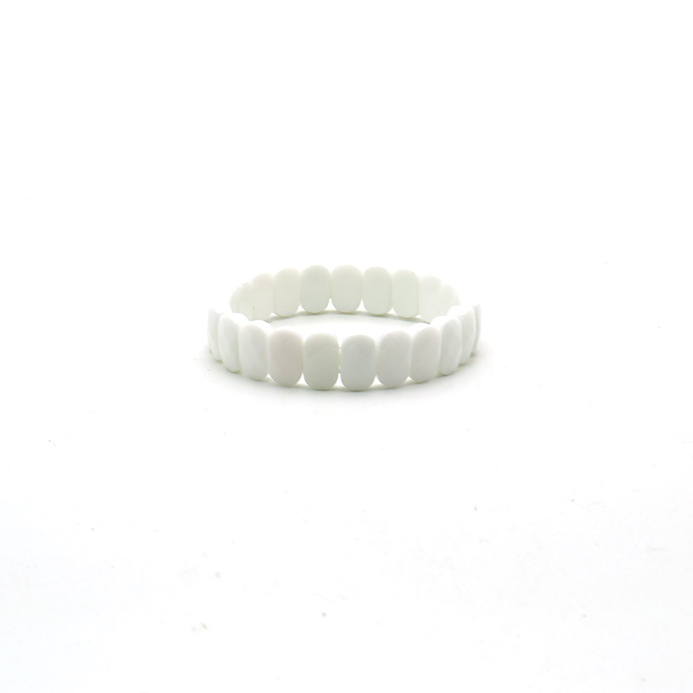 Фото товара браслет из кахолонга белого 14*10 мм грань