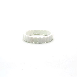 Браслет из кахолонга белого 14*10 мм грань