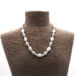 Фото товара бусы из кахолонга белого таблетка 18*13 мм