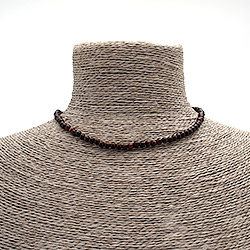 Бусы-чокер из бычьего глаза 4 мм