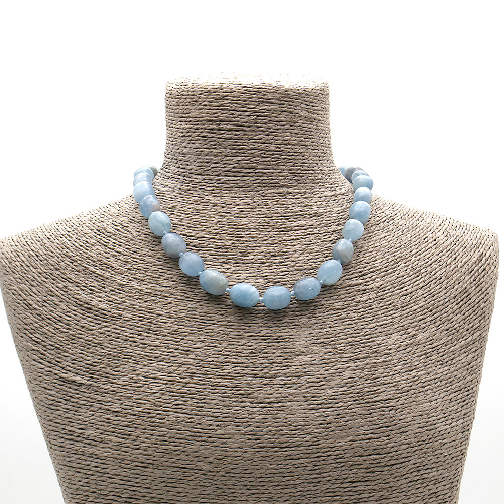 Фото товара бусы из аквамарина галтовка 15*9 мм