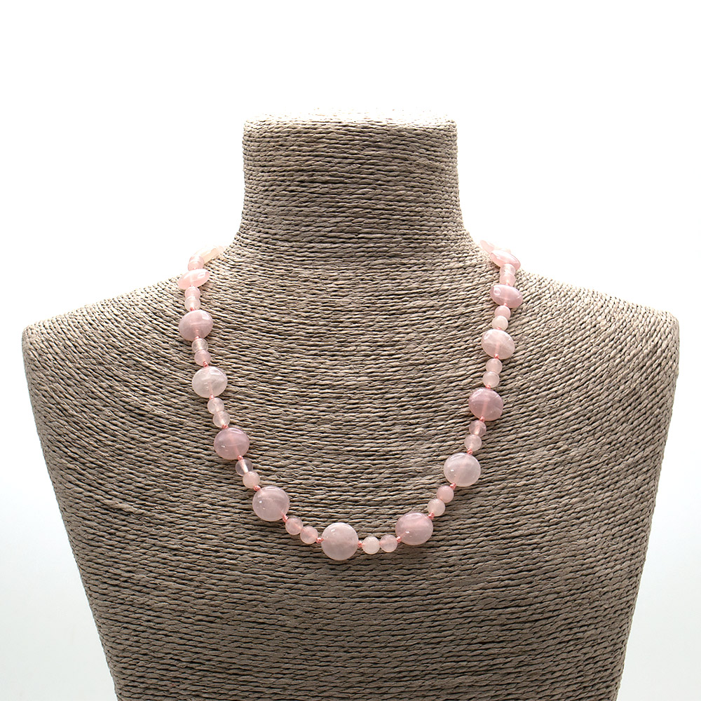 Фото товара бусы из розового кварца таблетка