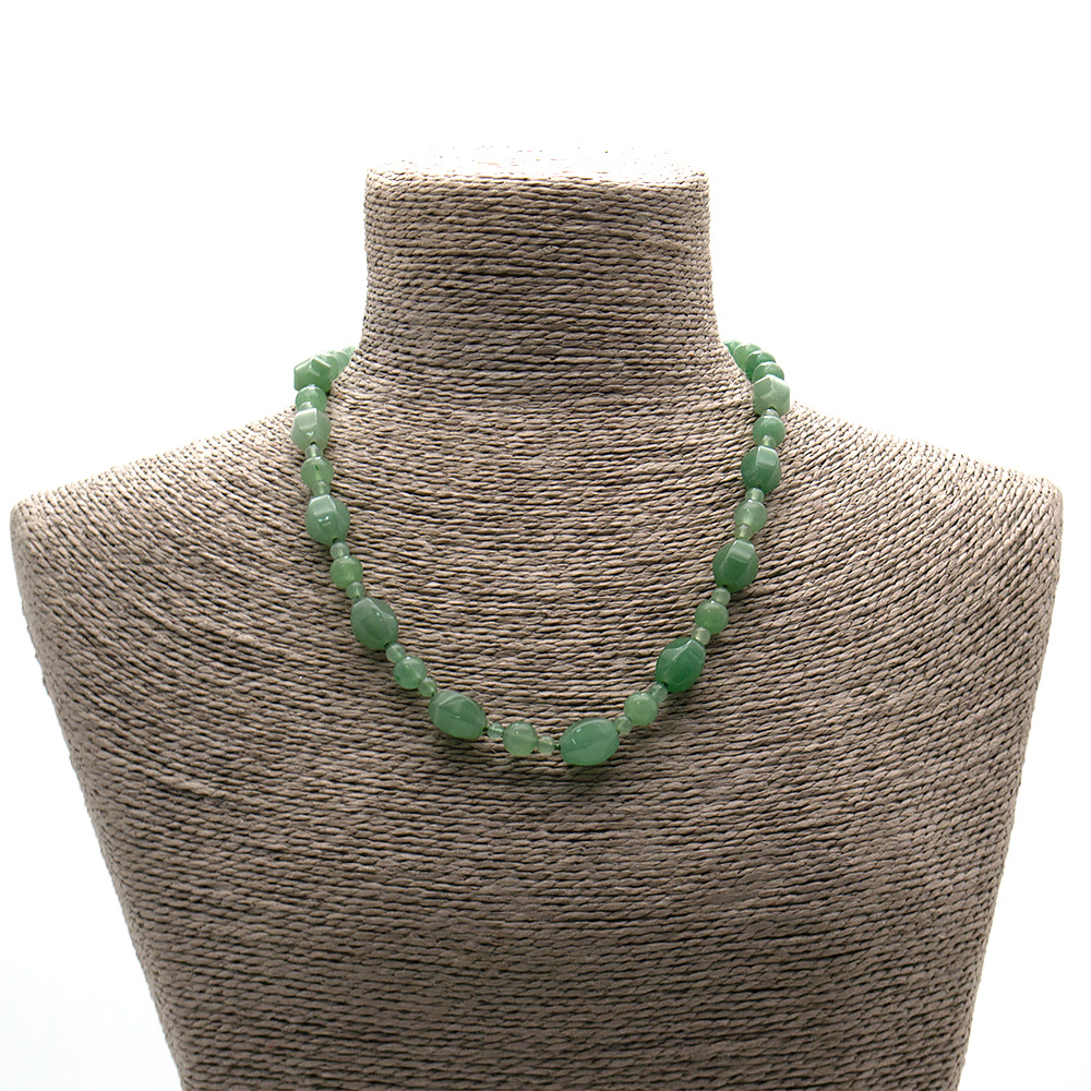 Фото товара бусы из авантюрина зеленого натуры бочонок с гранями