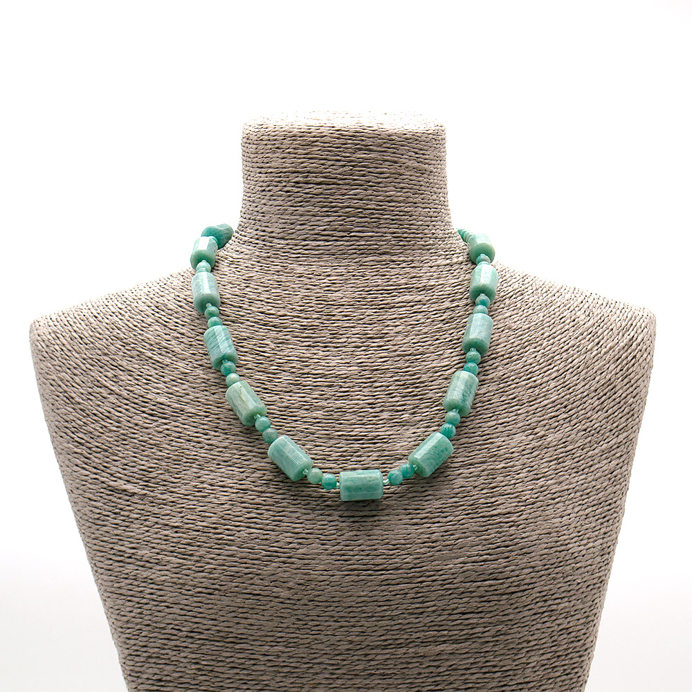 Фото товара бусы из амазонита цилиндр грань