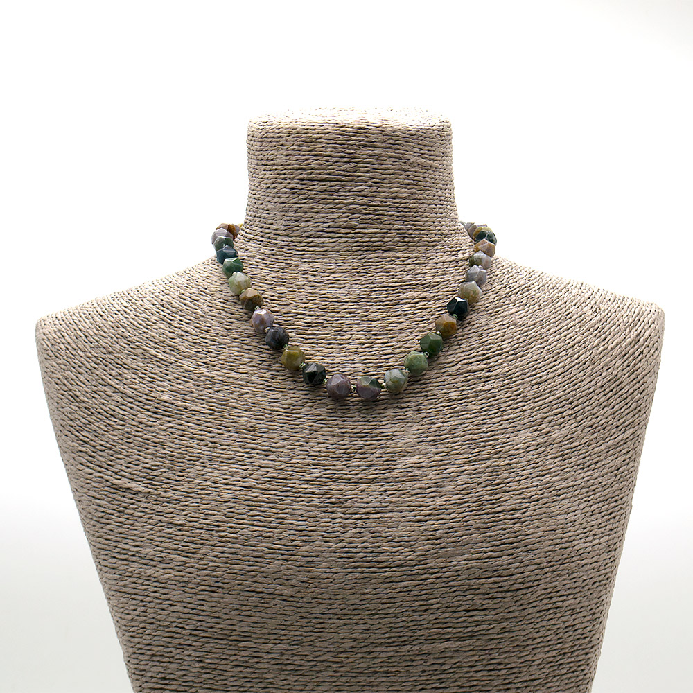 Фото товара бусы из яшмы зеленой крупная грань