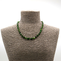 Бусы из нефрита галтовка 6*8 мм