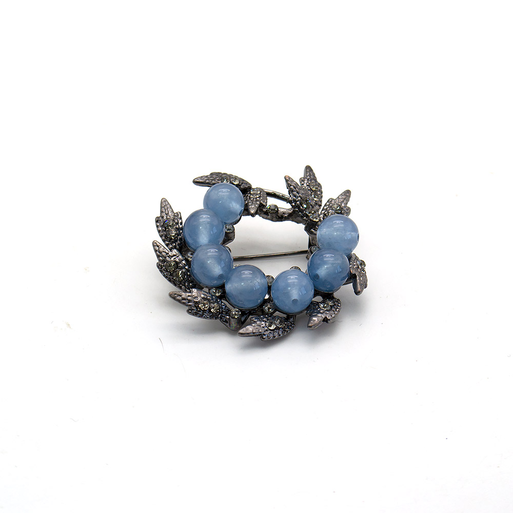 Фото товара брошь "венок 7 камней" кварц голубой а0107