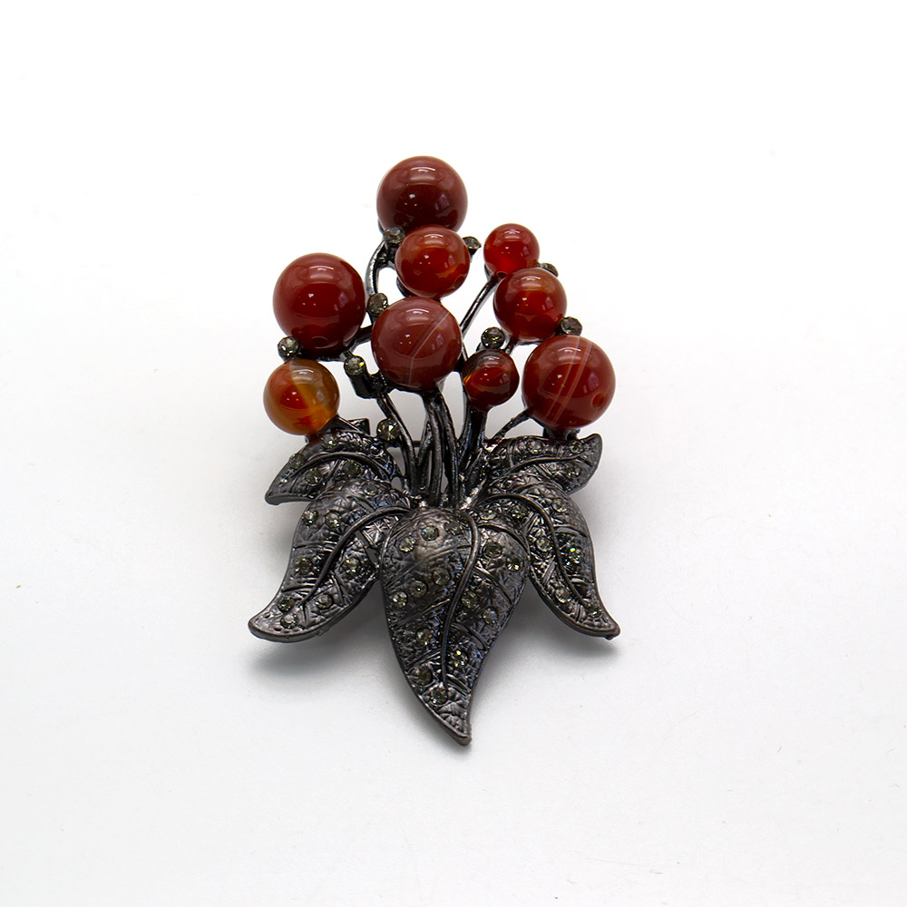 Фото товара брошь "цветок 9 камней" сердолик а0157
