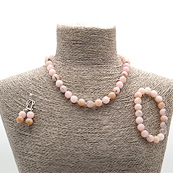 Бусы,браслет,серьги из кварца цвет опал розовый шар