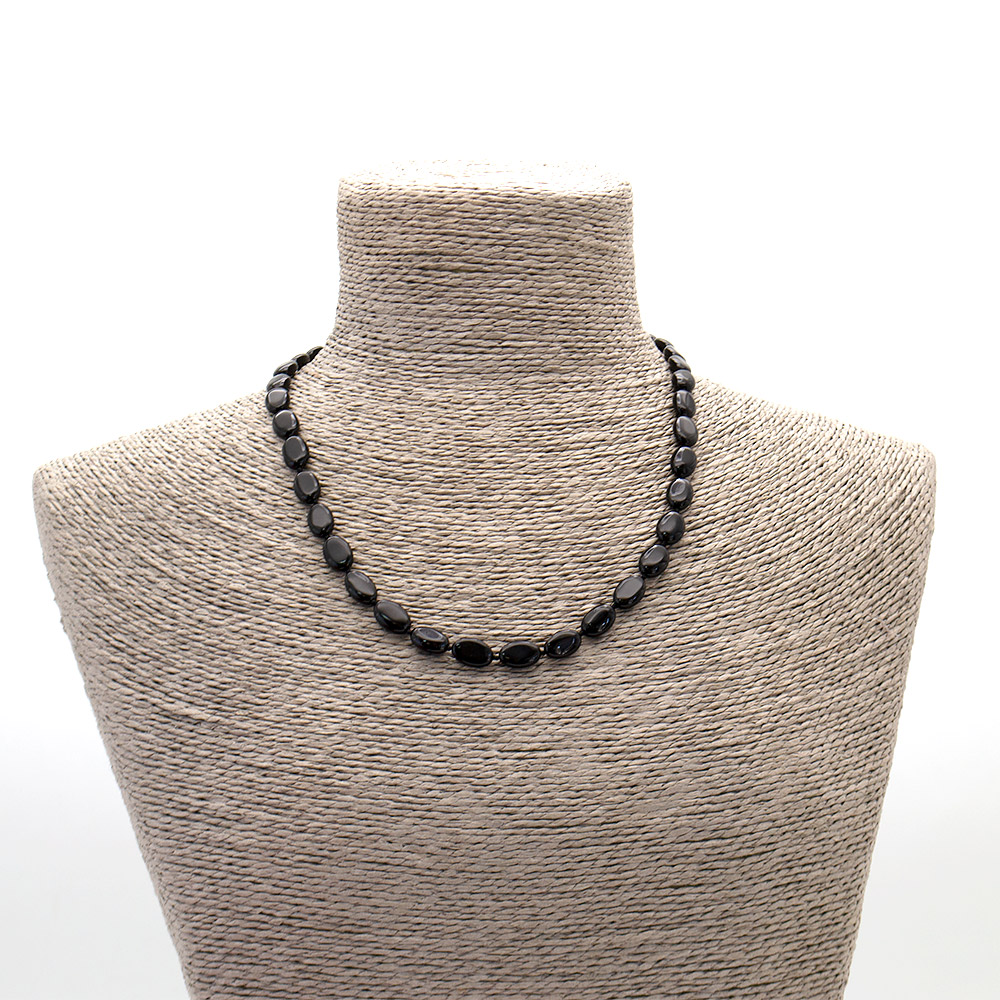 Фото товара бусы из агата черного таблетка овальная 12*8 мм