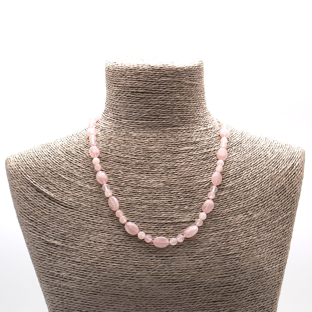 Фото товара бусы из розового кварца таблетка