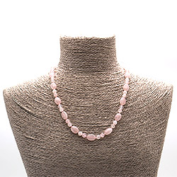 Бусы из розового кварца таблетка