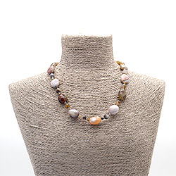 Бусы из агата ботсвана галтовка 18*12 мм