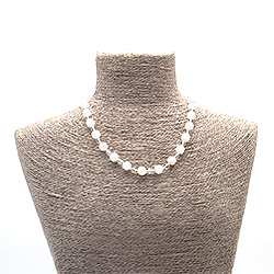 Бусы из горного хрусталя матового биконус граненый