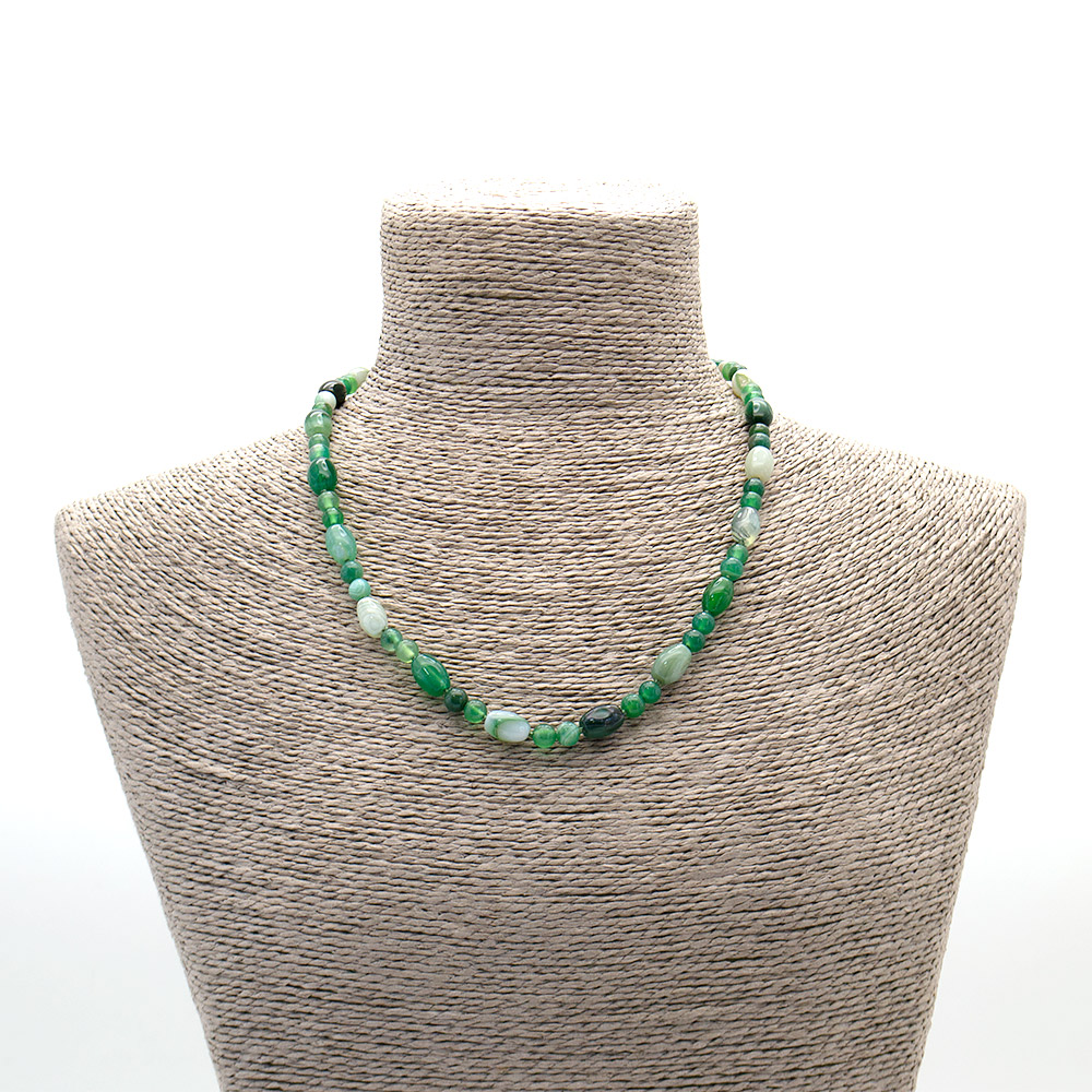 Фото товара бусы из агата тонированного зеленого бочонок 12*8 мм