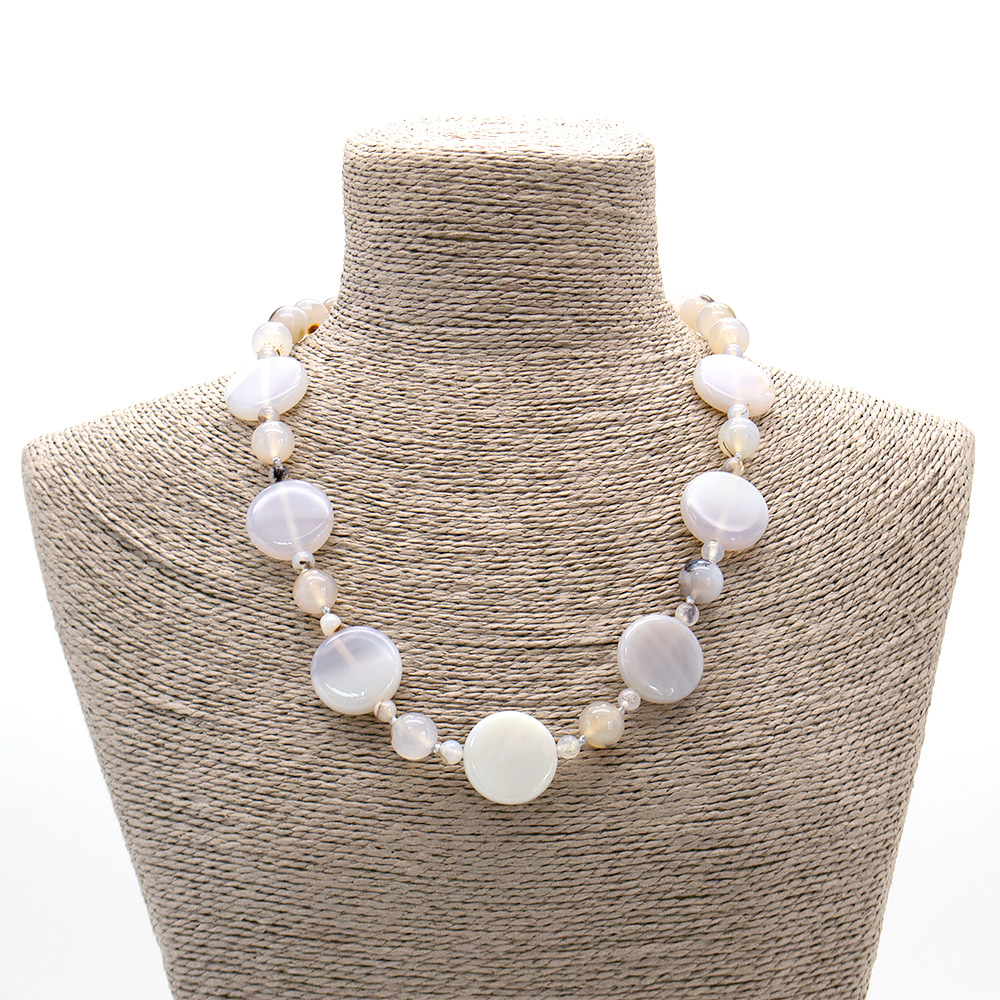 Фото товара бусы из агата мохового серого таблетка круглая 25 мм