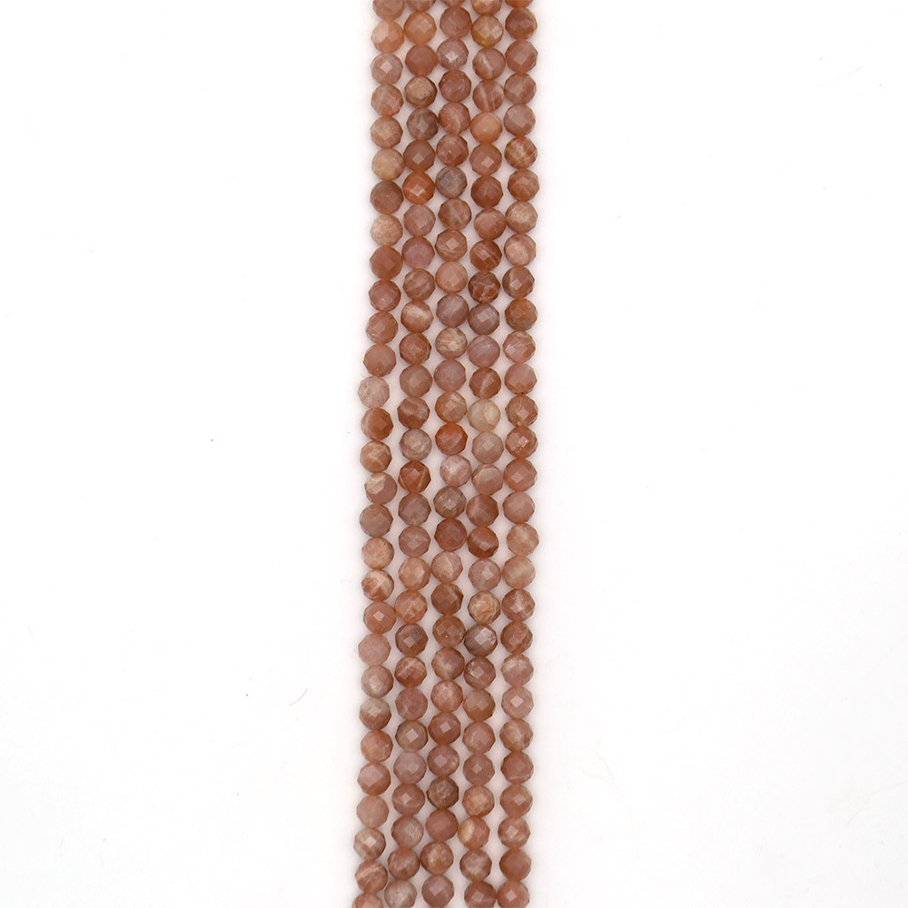 Фото товара солнечный камень 8 мм грань люкс