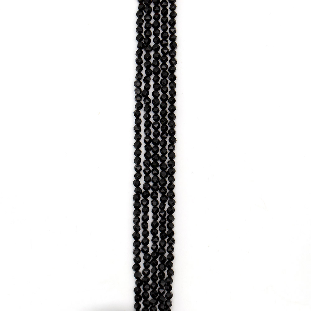 Фото товара оникс черный крупная грань 6 мм