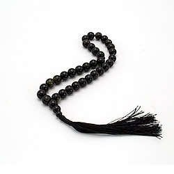 Четки из обсидиана золотистого 12 мм 33 бусины