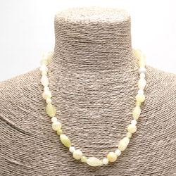 Бусы из оникса белого виток