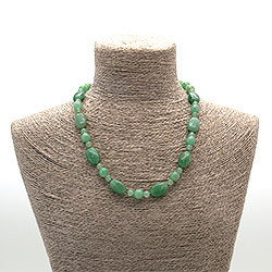 Бусы из авантюрина зеленого таблетка 20*13 мм