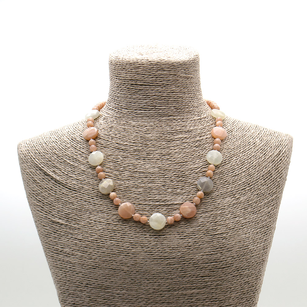 Фото товара бусы из солнечного камня с адуляром таблетка круглая граненая