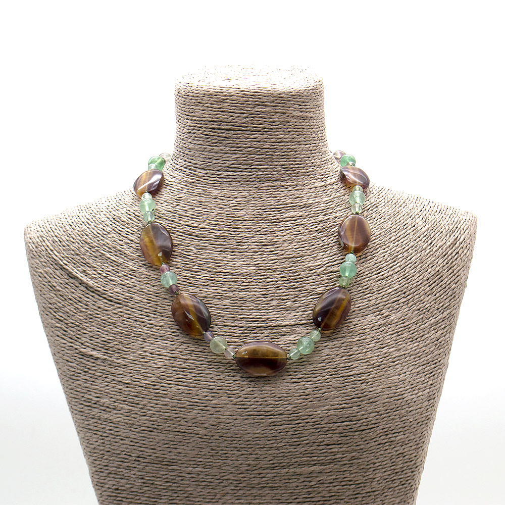 Фото товара бусы из флюорит таблетка овальная 30*20 мм