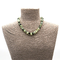 Бусы из пренита рондоль с гранями