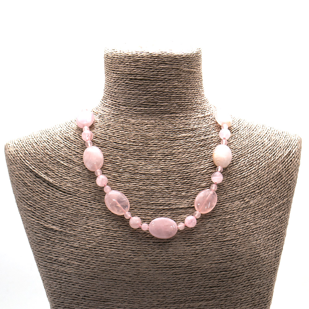 Фото товара бусы из розового кварца таблетка овальная 25*18 мм