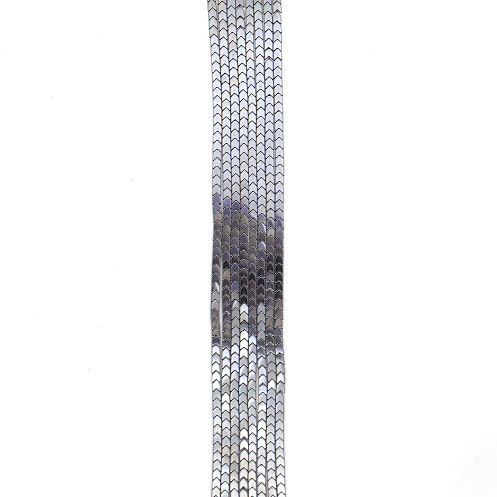 Фото товара гематит стрелка плоская 4*4 мм 