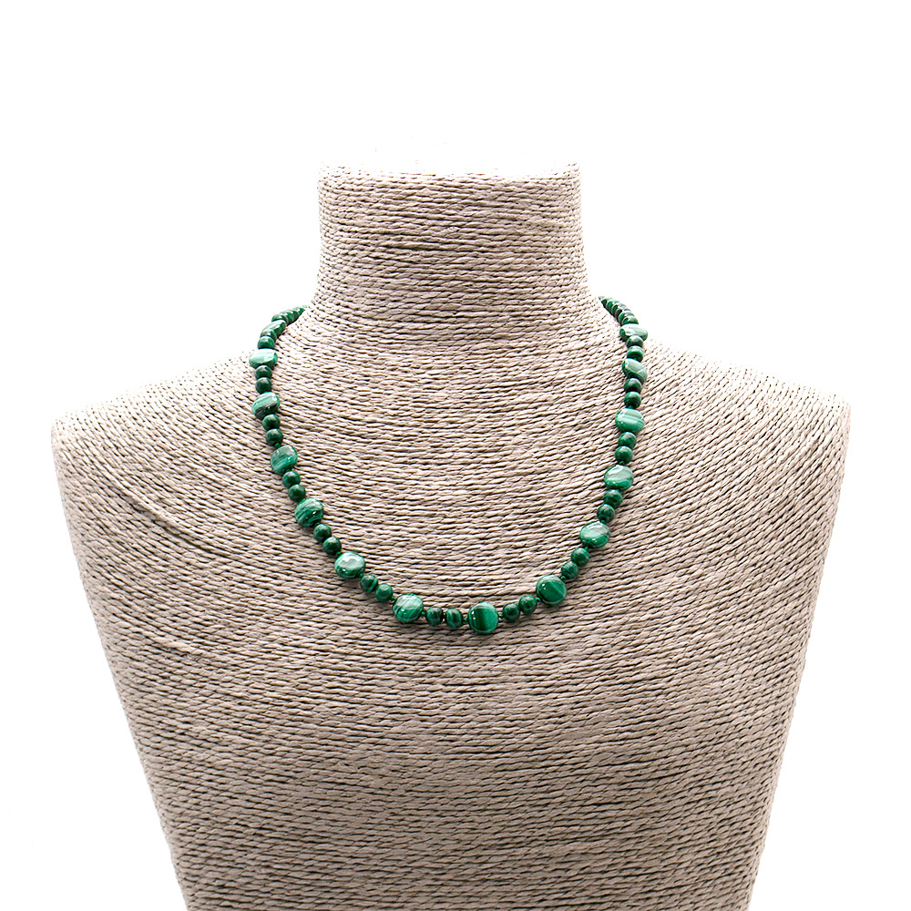 Фото товара бусы из малахита таблетка круглая