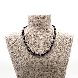 Фото товара бусы из агата черного цилиндр 16*8 мм