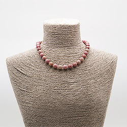 Бусы из родонита розового шар мелкая грань 10мм