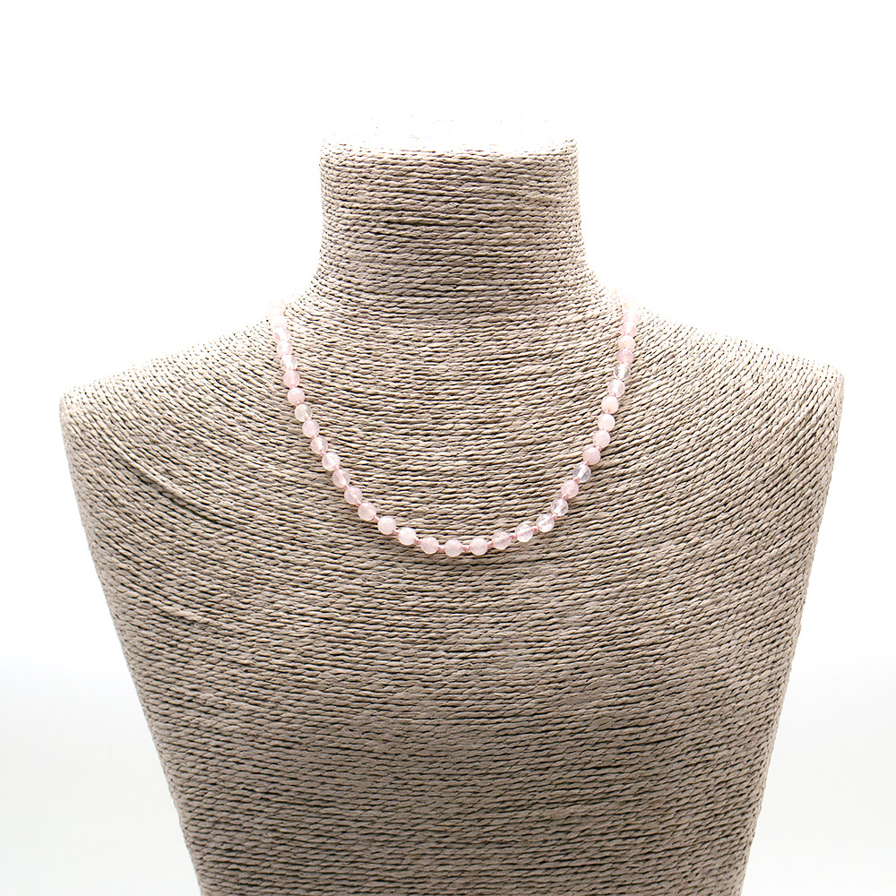 Фото товара бусы из розового кварца шар 6 мм мелкая грань