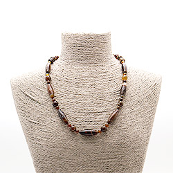 Бусы из агата тонированного коричневого бочонок 18*13 мм