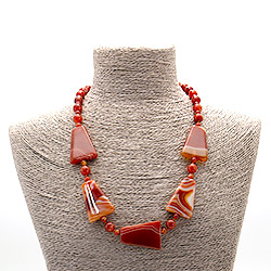 Бусы из сердолика светлого таблетка трапеция