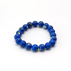Браслет из мозаики синей 10 мм с включением гелиотиса