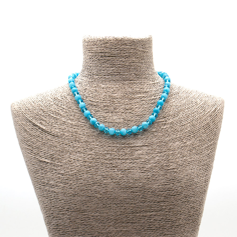 Фото товара бусы из кальцита голубого 8 мм с цирконом