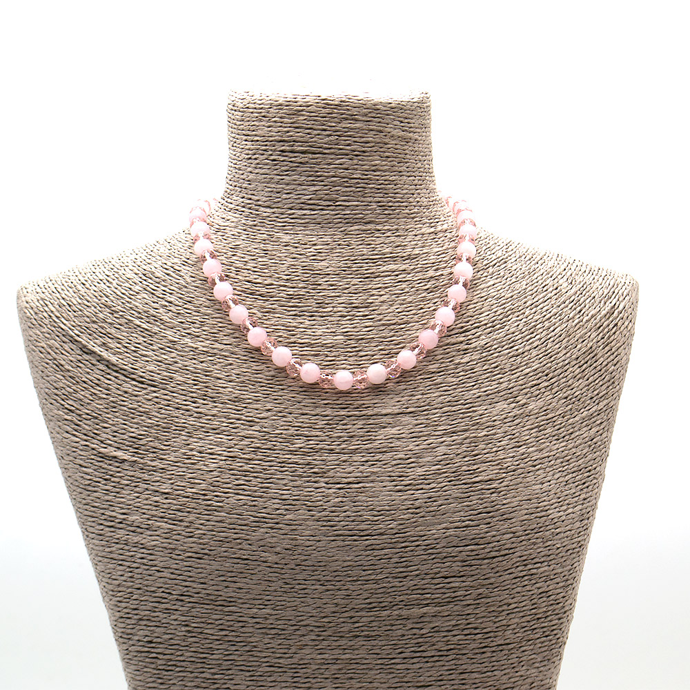 Фото товара бусы из розового кварца 8 мм с цирконом