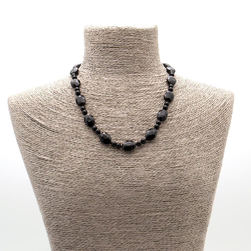 Фото товара бусы из агата таблетка граненая 16*12 мм