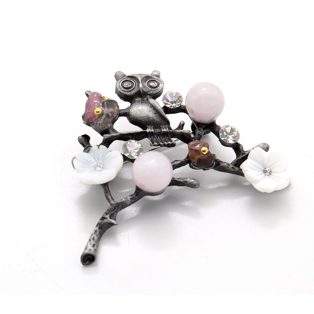 Фото товара брошь "сова на ветке"розовый кварц а0076