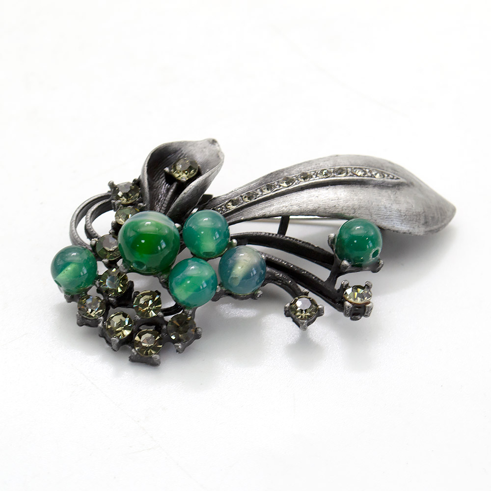 Фото товара брошь "бутон с листом" зеленый агат а0171