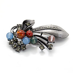 Брошь "Бутон с листом" микс камней А0171