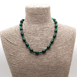 Фото товара бусы из агата цвет темный хризопраз бочата 14*10