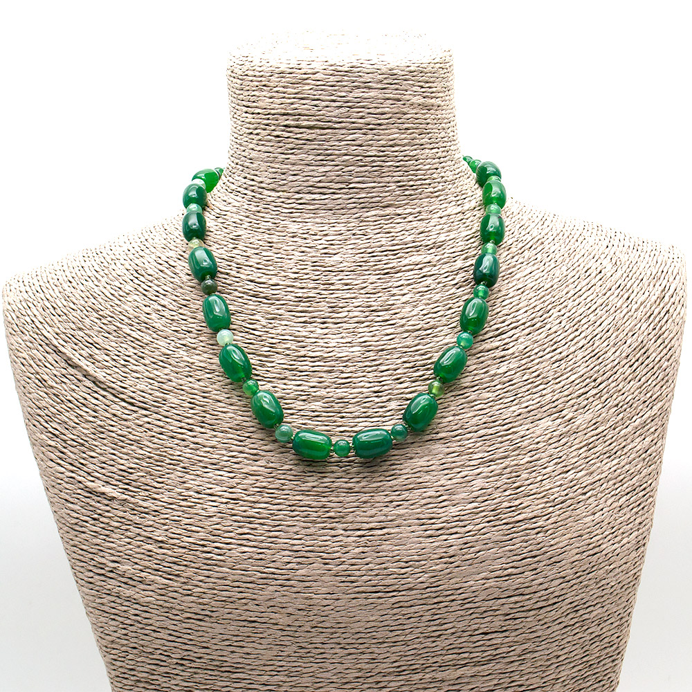 Фото товара бусы из агата цвет хризопраз бочата 14*10