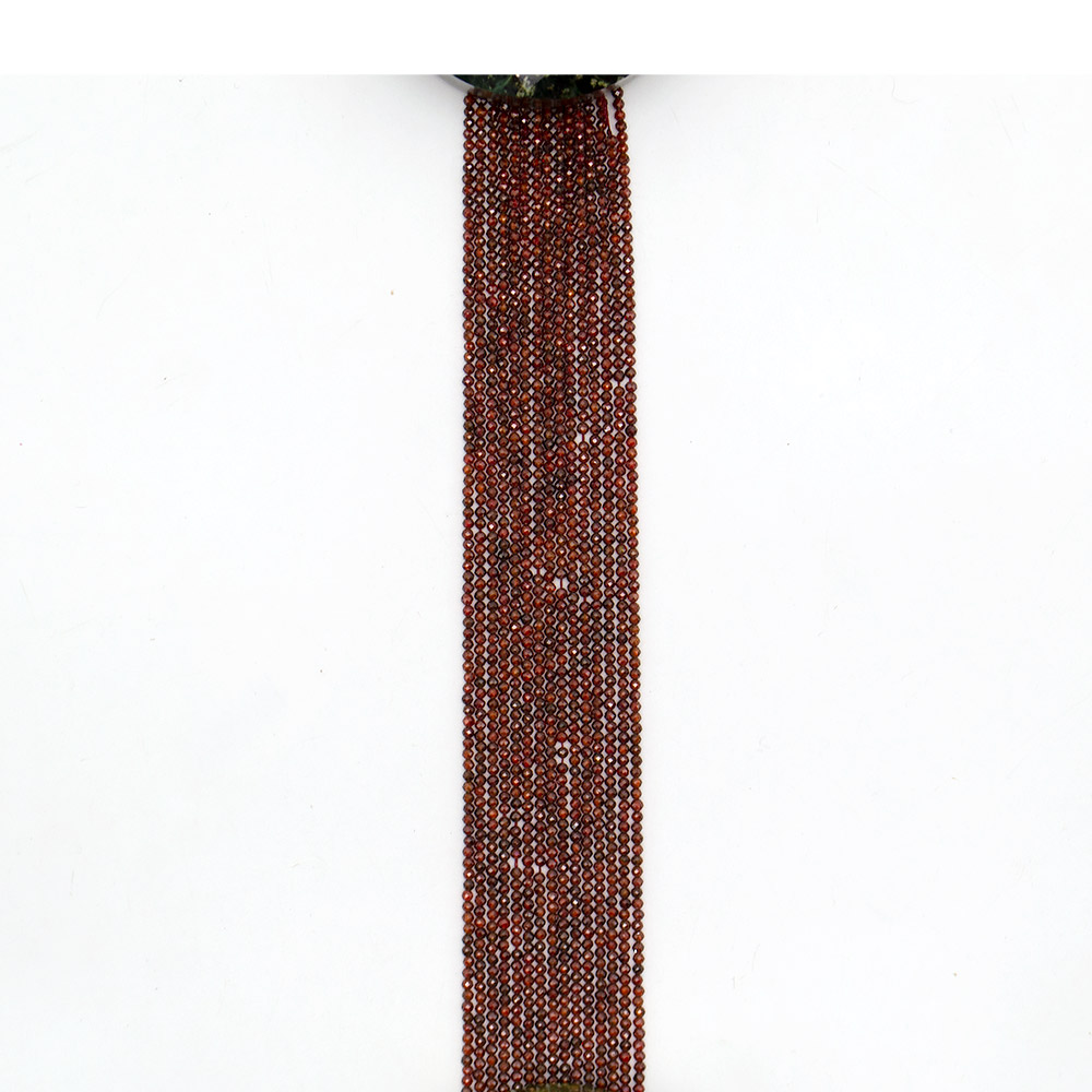 Фото товара циркон цвет темный сердлолик 2 мм