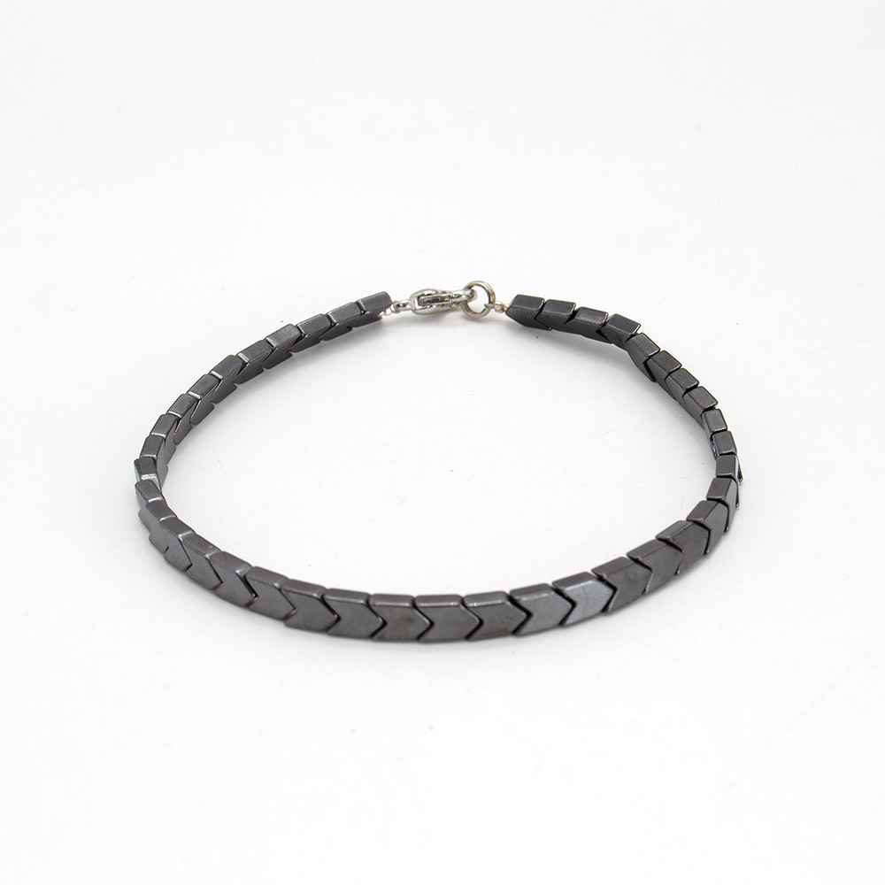 Фото товара браслет гематит стрелка плоская 4*4