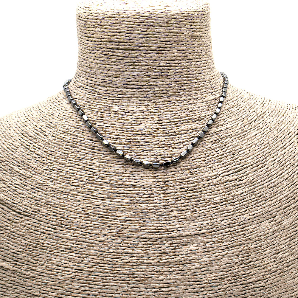 Фото товара бусы из гематита прямоугольник закруглённый 3*5