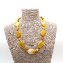 Фото товара бусы из агата желтого таблетка овальная витая 30*20 мм